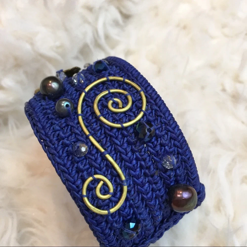 Navy Blue Flower Pearl Beaded‎ Cuff Bracelet